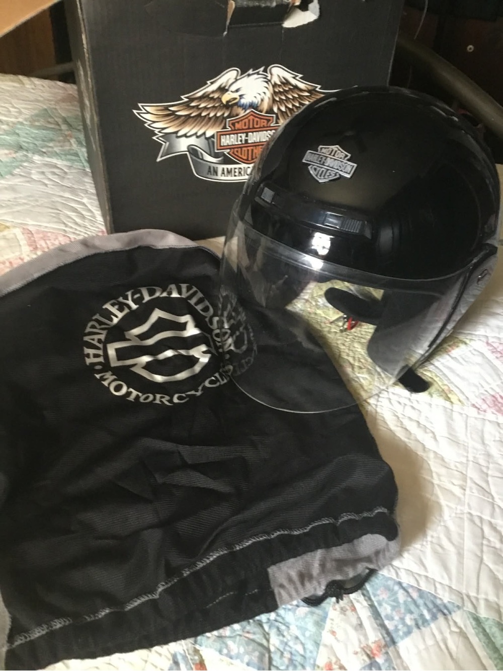 98012-06V HARLEY davidson helmet with box and dustcover